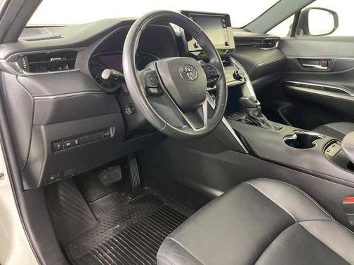 2022 Toyota Venza XLE