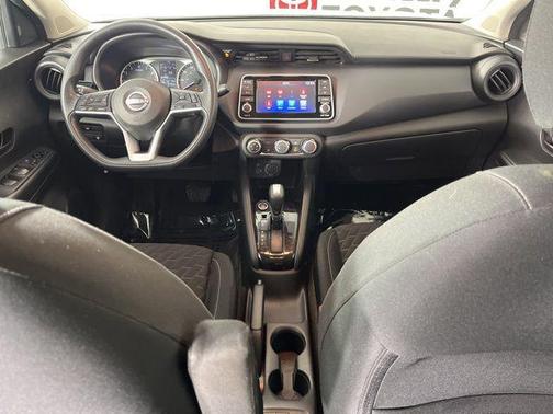 2022 Nissan Kicks S