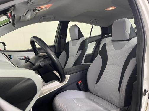 2018 Toyota Prius Three