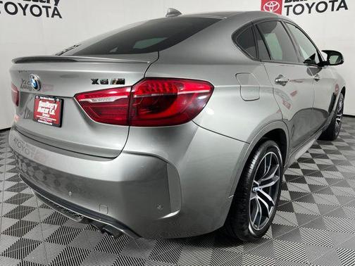 Gray Metallic 2017 BMW X6 M Base