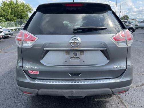 2016 Nissan Rogue SV