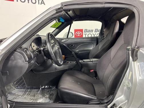 2003 Mazda MX-5 Miata Cloth