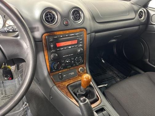 2003 Mazda MX-5 Miata Cloth