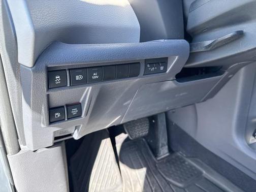 2023 Toyota Sienna XLE 7 Passenger