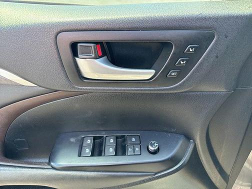 Predawn Gray Mica 2017 Toyota Highlander Limited Platinum