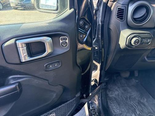2021 Jeep Gladiator Sport S