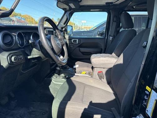 2021 Jeep Gladiator Sport S