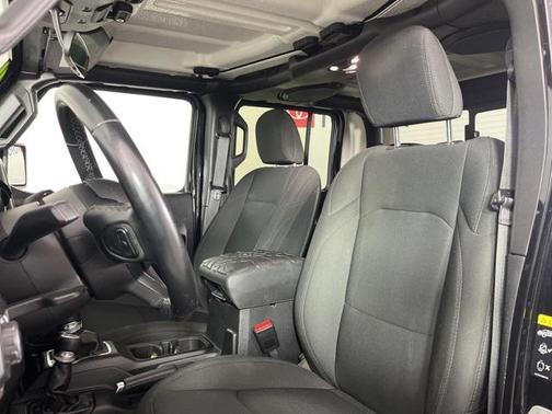 2021 Jeep Gladiator Sport S