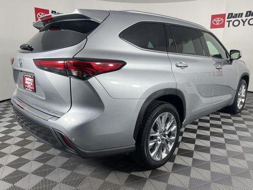 2023 Toyota Highlander Limited