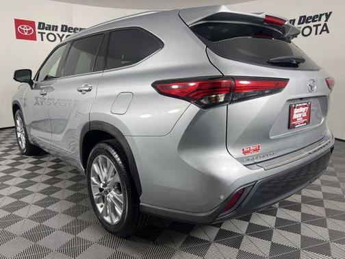 2023 Toyota Highlander Limited