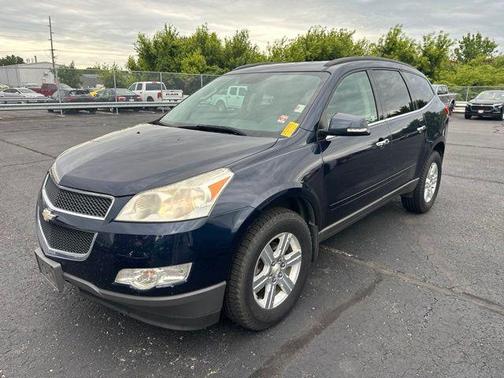 Dark Blue Metallic 2011 Chevrolet Traverse LT