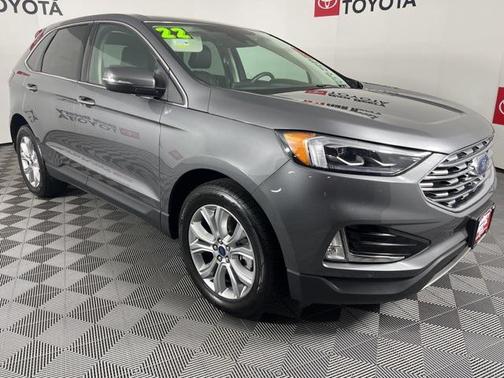 2022 Ford Edge Titanium