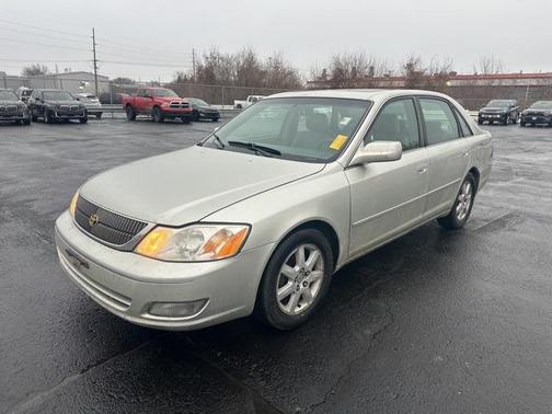 2000 Toyota Avalon XLS