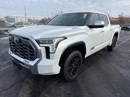 2025 Toyota Tundra Hybrid 1794 Edition