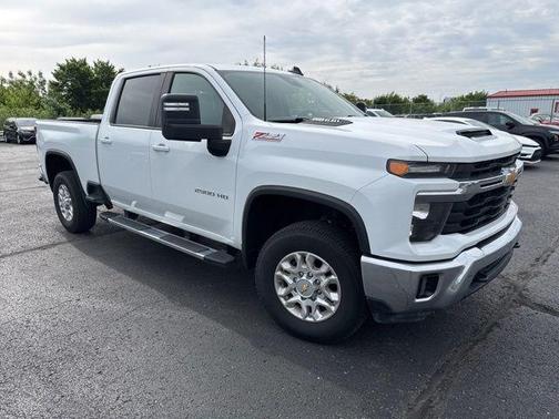 Summit White 2025 Chevrolet Silverado 2500 LT