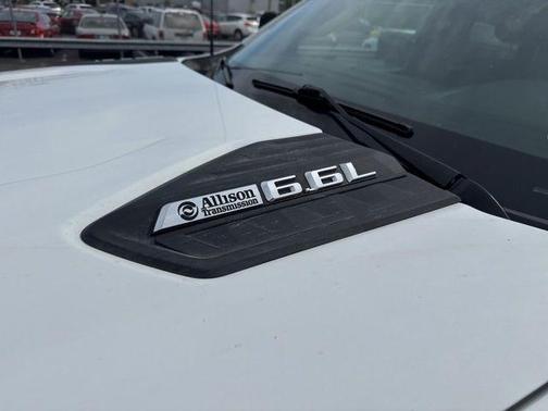 Summit White 2025 Chevrolet Silverado 2500 LT
