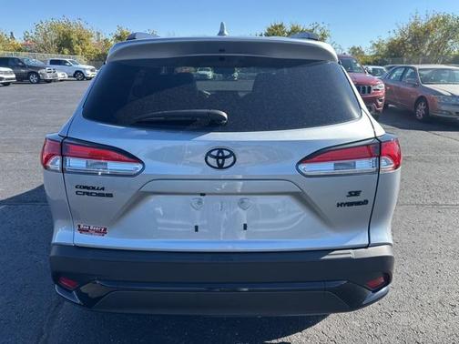 2024 Toyota Corolla Hybrid SE