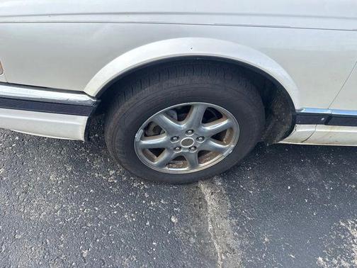 White Diamond 1997 Cadillac Seville Base