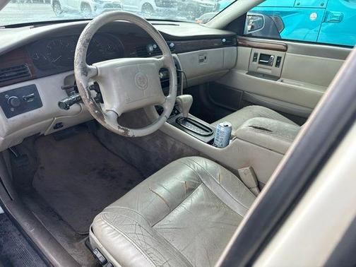 White Diamond 1997 Cadillac Seville Base