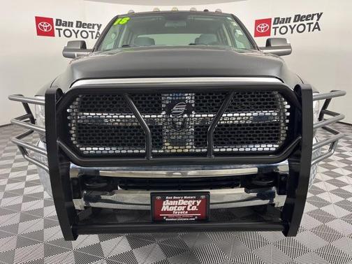 2018 RAM 2500 Tradesman Crew Cab 4x4 6'4' Box
