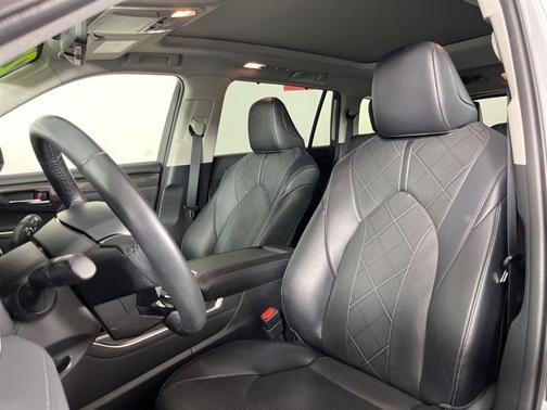2022 Toyota Highlander Limited