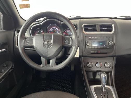 2014 Dodge Avenger SE