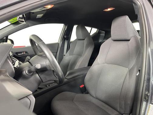 2018 Toyota C-HR XLE Premium