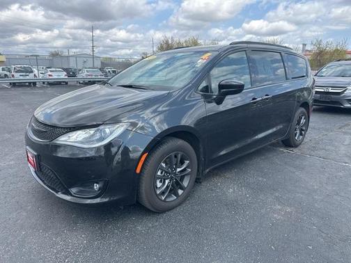 2020 Chrysler Pacifica Launch Edition
