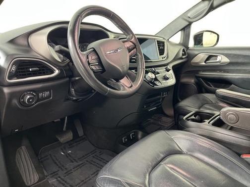 2020 Chrysler Pacifica Launch Edition