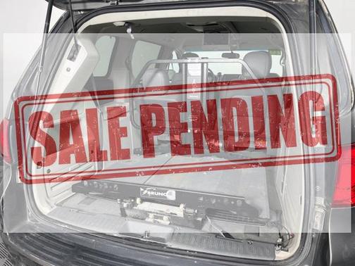 2010 Volkswagen Routan SE