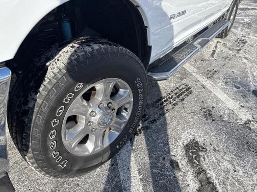 2025 RAM 2500 Big Horn Crew Cab 4x4 6'4' Box