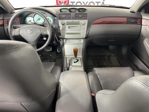 2004 Toyota Camry Solara SLE V6