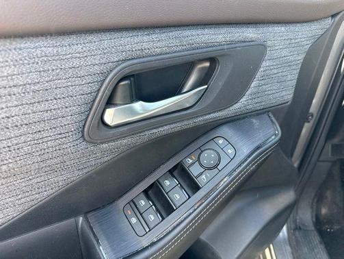 Gun Metallic 2023 Nissan Rogue SV