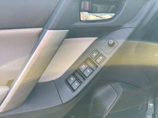 Dark Gray Metallic 2015 Subaru Forester 2.5i Limited