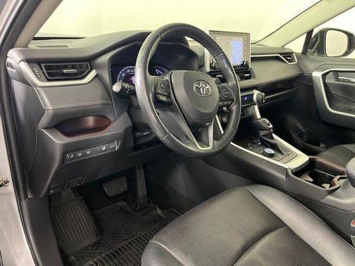 Silver Sky Metallic 2019 Toyota RAV4 Limited