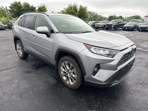 Silver Sky Metallic 2019 Toyota RAV4 Limited