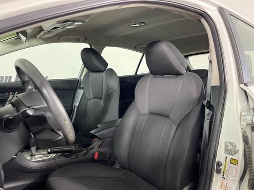 2017 Subaru Impreza 2.0i