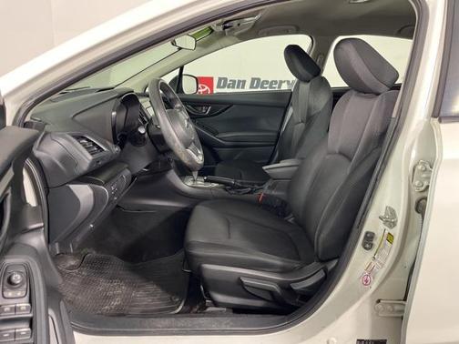 2017 Subaru Impreza 2.0i