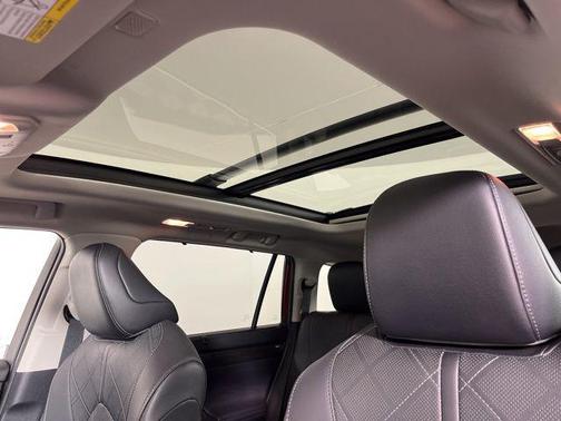 Ruby Flare Pearl 2020 Toyota Highlander Platinum