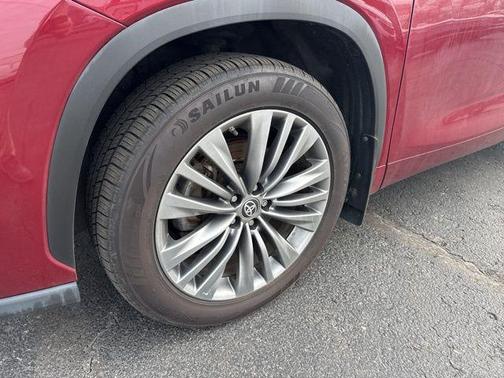 Ruby Flare Pearl 2020 Toyota Highlander Platinum