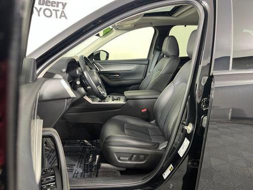 Jet Black Mica 2024 Mazda CX-90 3.3 Turbo Preferred Plus