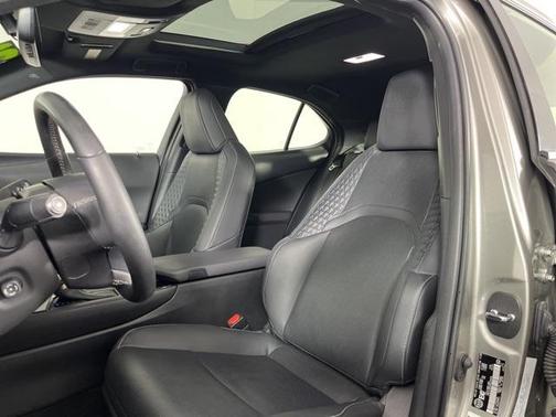 2021 Lexus UX 250h Luxury