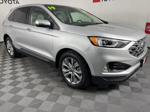 2019 Ford Edge Titanium