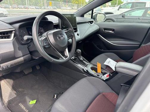 Ice 2025 Toyota Corolla SE