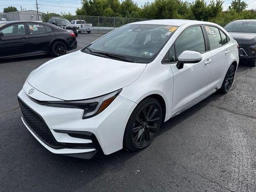 Ice 2025 Toyota Corolla SE