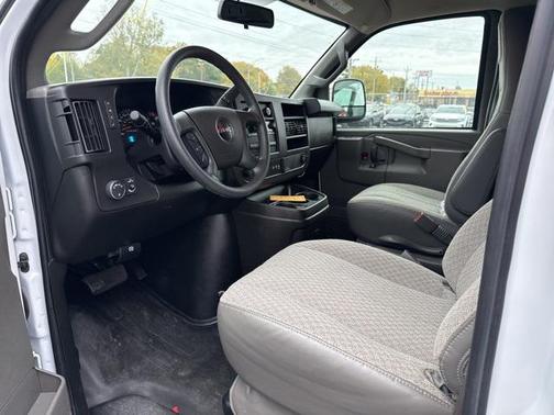 2024 GMC Savana 2500 Work Van
