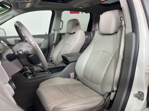 2015 Chevrolet Traverse 2LT