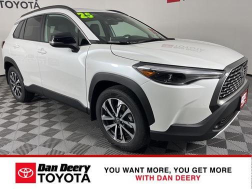 2025 Toyota Corolla Cross XLE