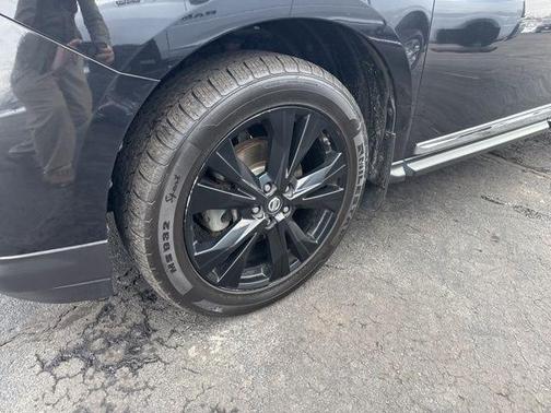 2017 Nissan Pathfinder Platinum