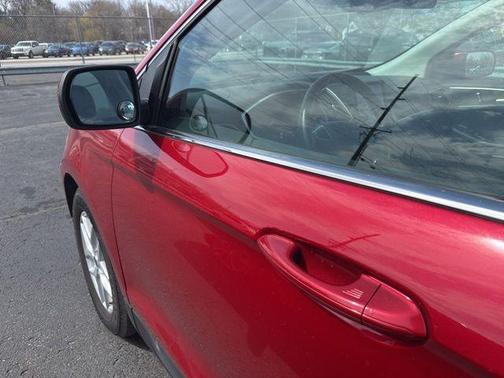 Rapid Red Metallic Tinted Clearcoat 2021 Ford Edge SEL